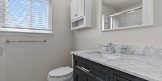 Beachfront 2BR/2BA Condo with Water Views in Norfolk – Water Included Gallery 16