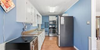 14 Redmond Avenue Gallery 10