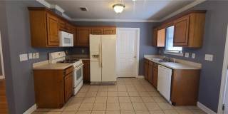 1010 Newport Parkway Gallery 6