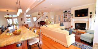 Charming Vacation Home, Furnished 4Bd/3.5Ba Home Gallery 5