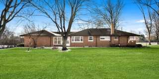 Gorgeous 3 Bedroom Home in Mount Prospect! Gallery 14