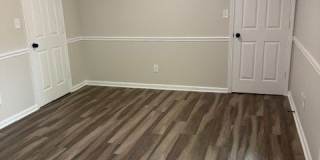 105 Laurel Court Gallery 11