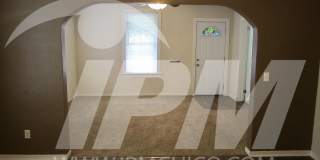 Classic 3 bedroom 2 bathroom home! Gallery 7