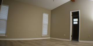 10439 Inverness Dr Gallery 17
