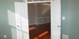 Gorgeous End Unit Garage Townhome In Brambleton for Rent! Gallery 10
