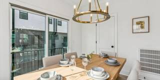 5015 Grayton Alley Gallery 41