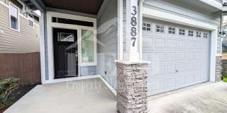 Stunning 3-Bedroom, 2.5-Bathroom Home! Stunning 3-Bedroom, 2.5-Bathroom Home! Gallery 3