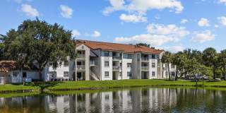 La Vue at Emerald Pointe Gallery 1