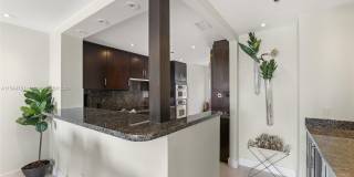 2442 Fisher Island Dr Gallery 10