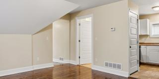 970 Euclid Street - 2 Gallery 16