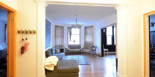 Ridiculous metal-object in living room... Gallery 7