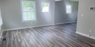 2 bedroom, 1 bath, large back yard 2 bedroom, 1 bath, large back yard Gallery 1
