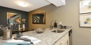 Icon Lakewood Gallery 3