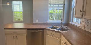 ** 1 Month Free Rent** Beautiful 3 Bedroom/ 2.5 Bath Unfurnished Townhouse in Wellstone! Gallery 13