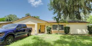 3086 Bluebrook Drive Gallery 1