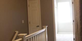Stonegate Townhouse w/ 3 br/3 1/2 baths!! Gallery 16
