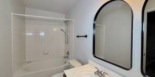 Gorgeous 4 bedroom home! Gallery 15