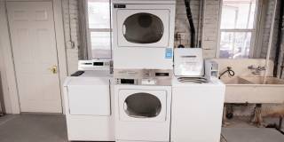 435 East 200 South Gallery 53