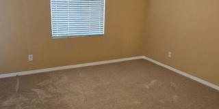 Beautifully maintained 2-bedroom, 2.5-bath with Loft • 1,504 sqft & 2-car garage. Gallery 55