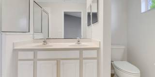 2 bedroom 2.5 bathroom Townhome in Cypress Landing Gallery 21