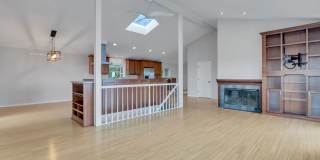 Stunning Sound & Olympic Mountain View Home in North Admiral Gallery 17
