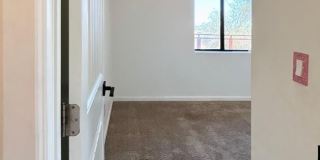 1750 W Pearce Road Gallery 40