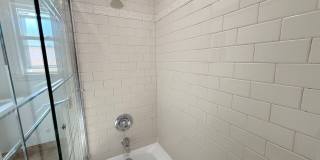 204 S Reeves Dr Gallery 6