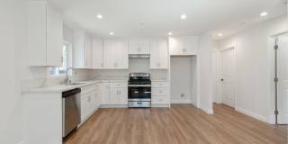 5423 Ash Street 1/2 Gallery 4