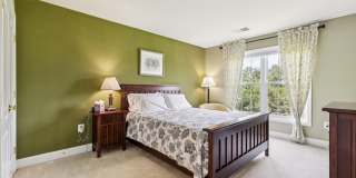 26368 STRATHAVEN Court Gallery 21
