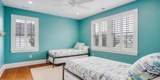 108 Neptune Place Gallery 21