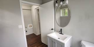3 Bedrooms 1.5 Baths - North Columbus - Large Corner Lot Gallery 21