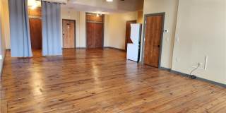 129-201 Franklin Street Gallery 9
