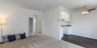 La Ramada Apartment Homes Gallery 10