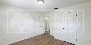 929 Lexington Street Gallery 9