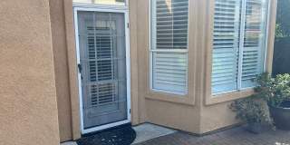 Beautiful Brookside Home 3 Bedroom/2 Bath Gallery 5