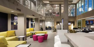 AMLI Lex on Orange Gallery 13