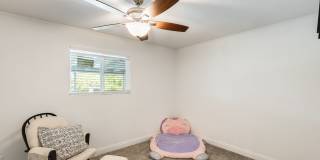 4bed, 2bath Glendale home with a pool! Gallery 25
