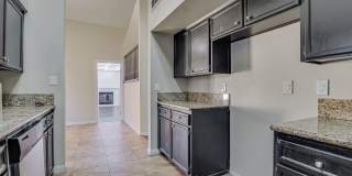 Gorgeous 2 Story Home Fully Upgraded – Move-In Ready!- 4 bedroom 3 bath Gallery 10
