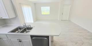 569 E Ridge Circle N Gallery 17