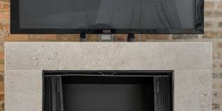 1810 North Wells Street Gallery 6