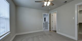 11158 Vance Jackson Gallery 26