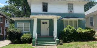 915 Laurens Street Gallery 1