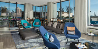 Vantage Collection Gallery 20