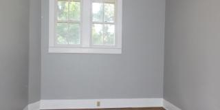 Huge Yard & Duck Pond Charm! Gallery 8