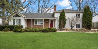 1120 N Brainard Street Gallery 1