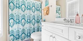 Beautiful 2 bedroom 2.5 bath Townhome in Carrboro Gallery 16