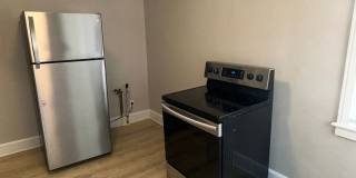 Discover comfort and convenience in a prime Columbia location! Gallery 6