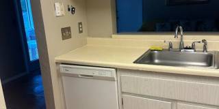 2 Bedroom Condo with One Car Garage Gallery 33