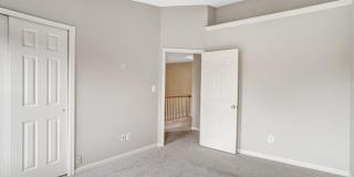 22616 WELBORNE MANOR Square Gallery 33