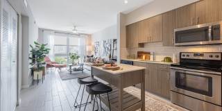 Riverhouse at 11th Apartments Riverhouse at 11th Apartments Gallery 3